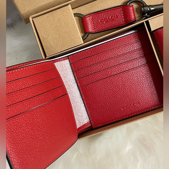 NWT Coach Boxed 3 in 1 Wallet Gift Set bold red - Picture 2 of 10